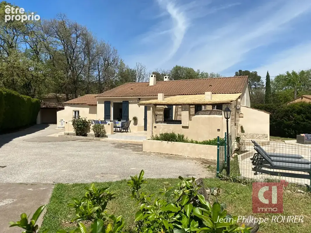 Maison 5 pièces à vendre à Garéoult -  457 000 - photo 2
