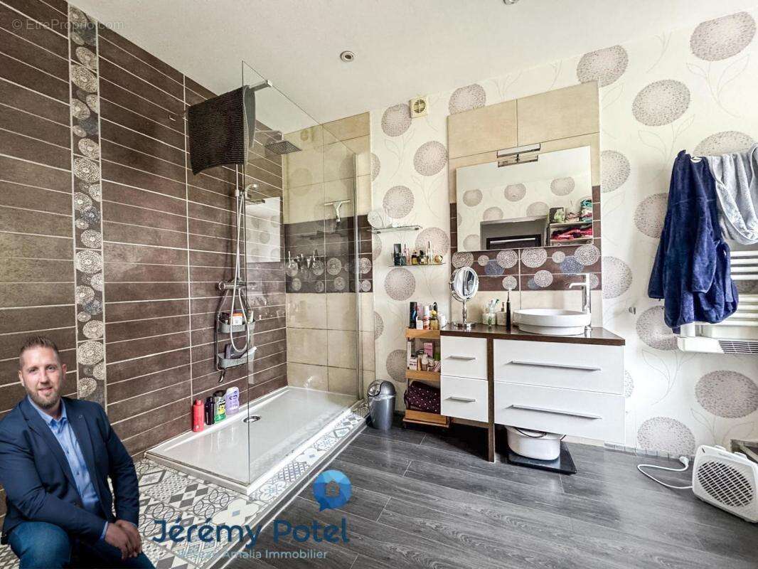 EXCLUSIVITÉ CATTENIÈRES – Ensemble 2 biens : Maison spacieuse & T2 indépendant - photo 5