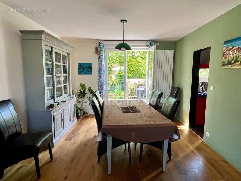 Maison à MORTAGNE-SUR-SEVRE