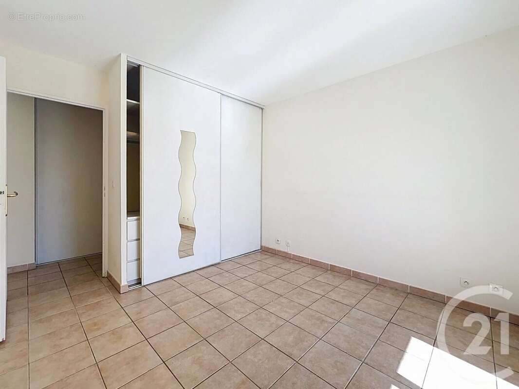 Appartement à MOUGINS