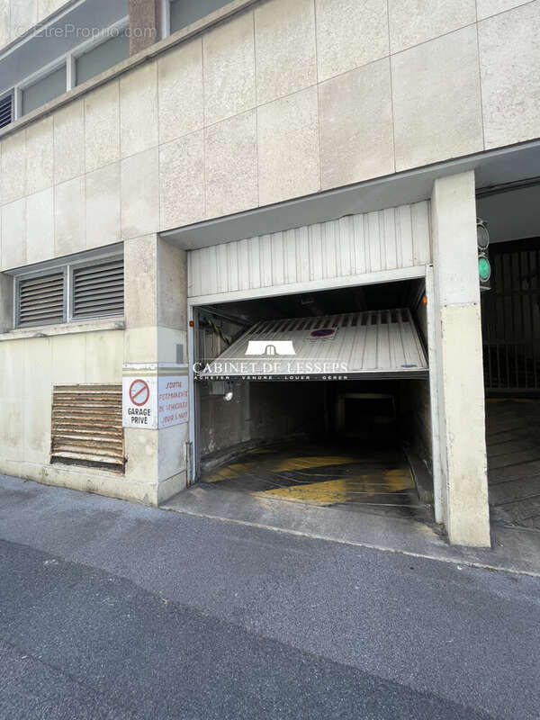 Parking à BAYONNE