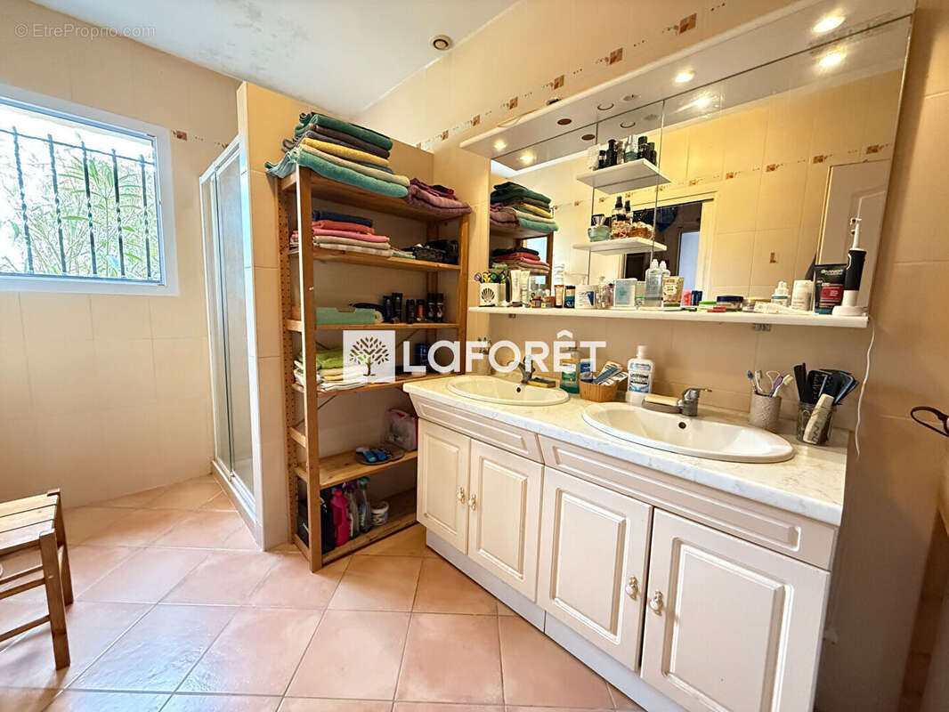 Maison à SAINT-PIERRE-D&#039;AURILLAC