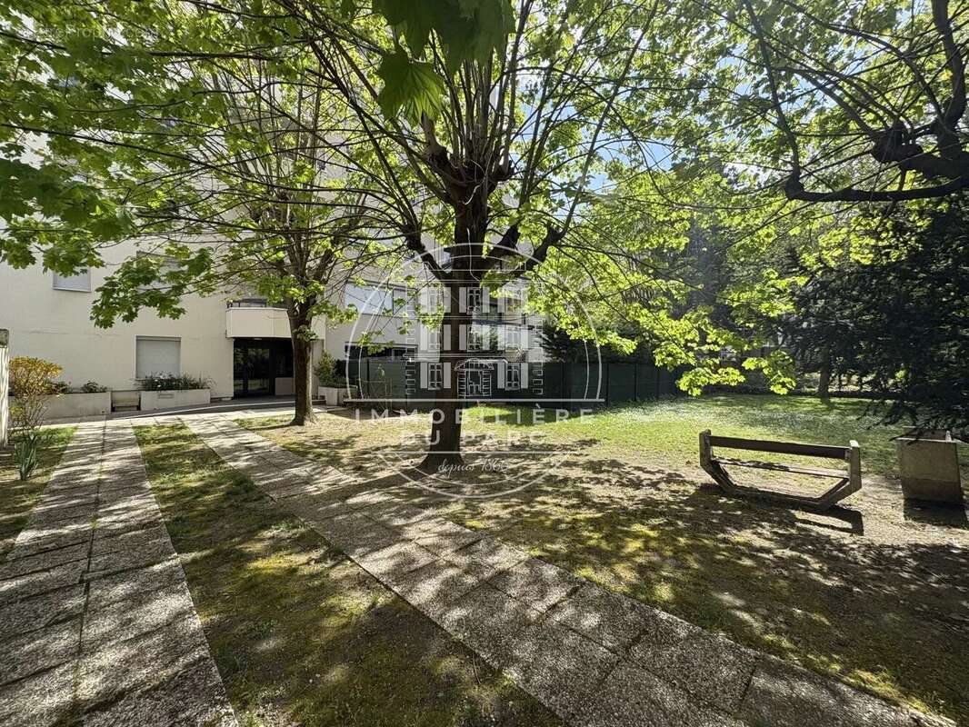 Appartement à NANTERRE