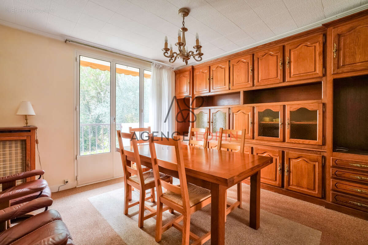 Appartement à LE VESINET