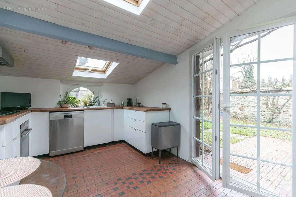 Maison à SAINT-MAUR-DES-FOSSES