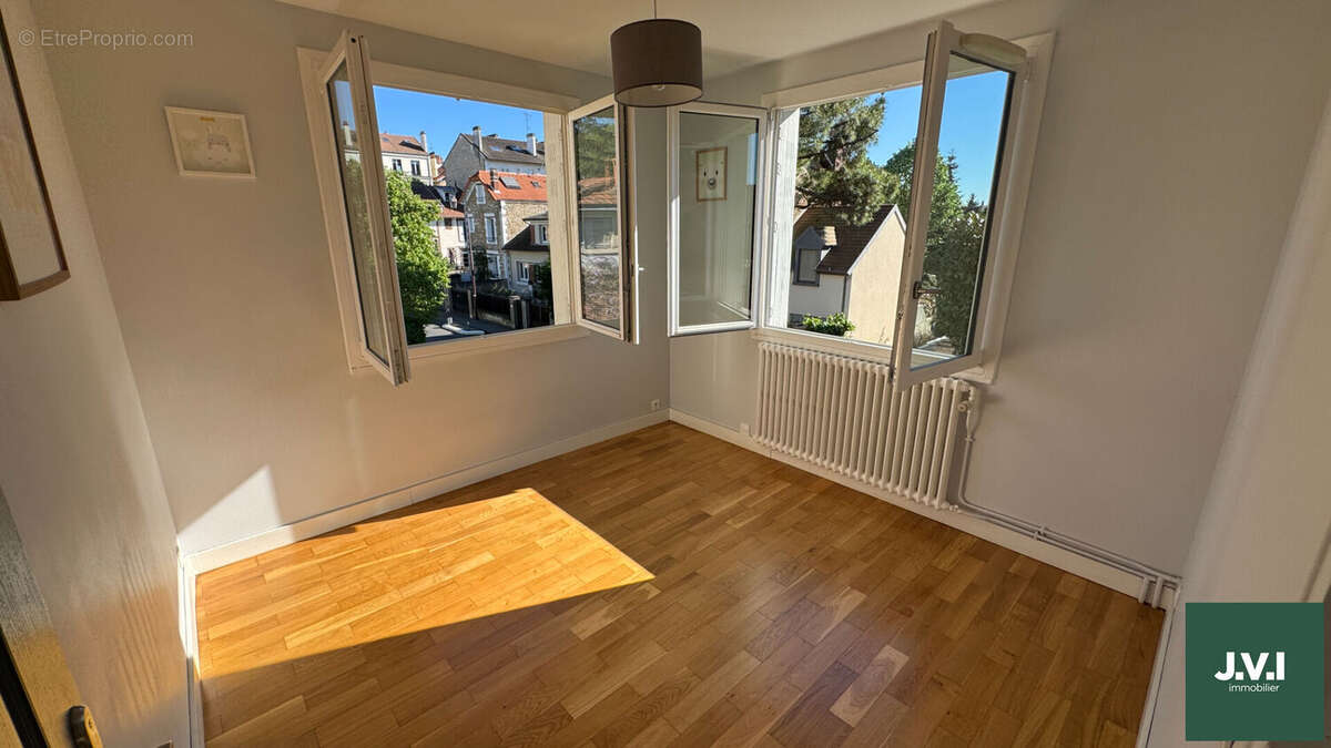 Maison à ENGHIEN-LES-BAINS