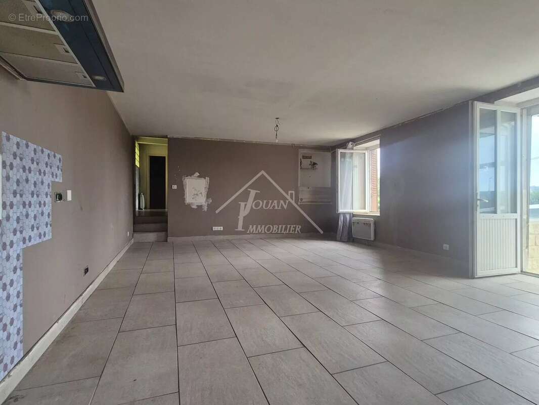 Maison à SAINT-ELOY-LES-MINES