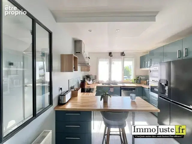 Maison 110 m² à Elancourt  - photo 5