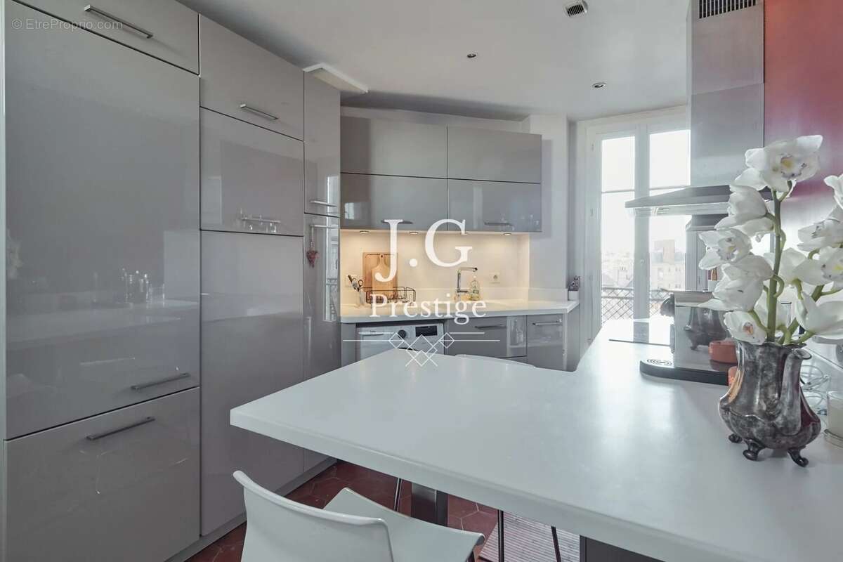 Appartement à PARIS-5E