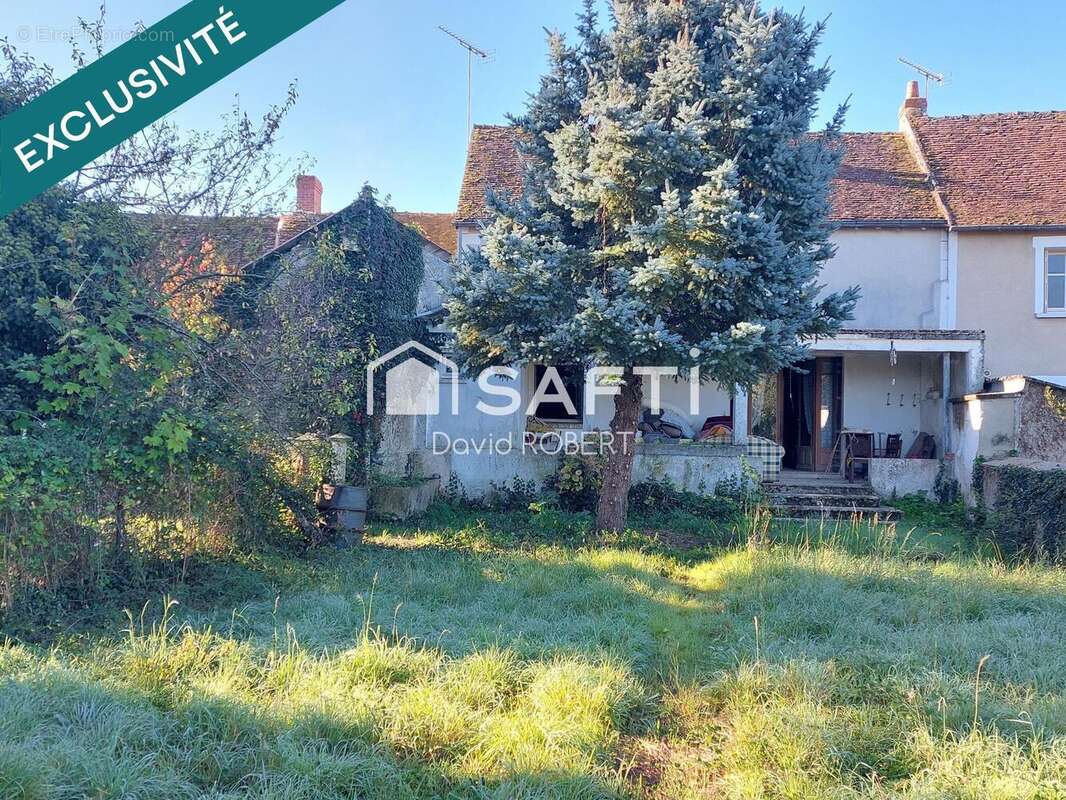 Photo 4 - Maison à CROUZILLES