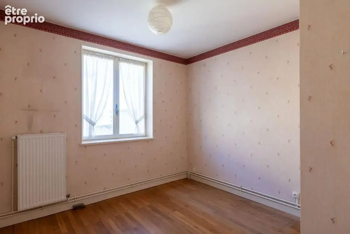 Belle maison en pierre au cœur du village de St Amour - photo 7