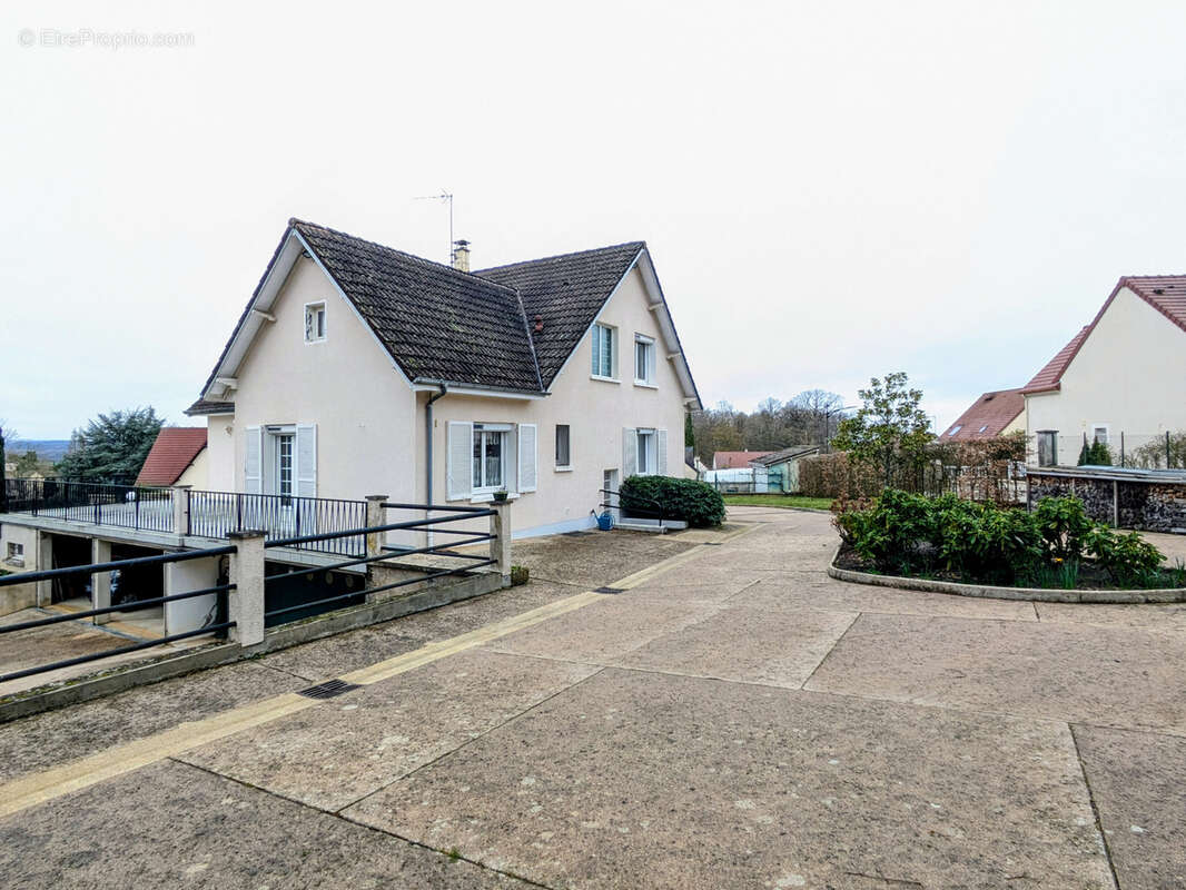 Maison à SAINT-GEORGES-SUR-BAULCHE