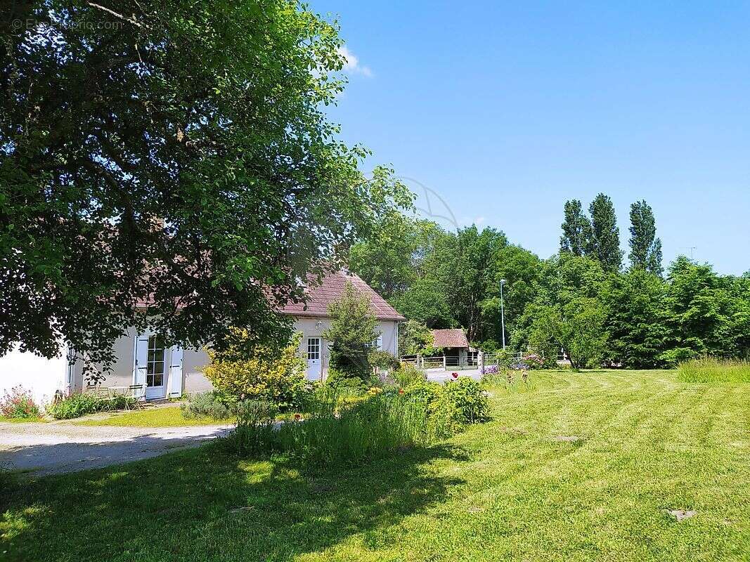Maison à DECIZE