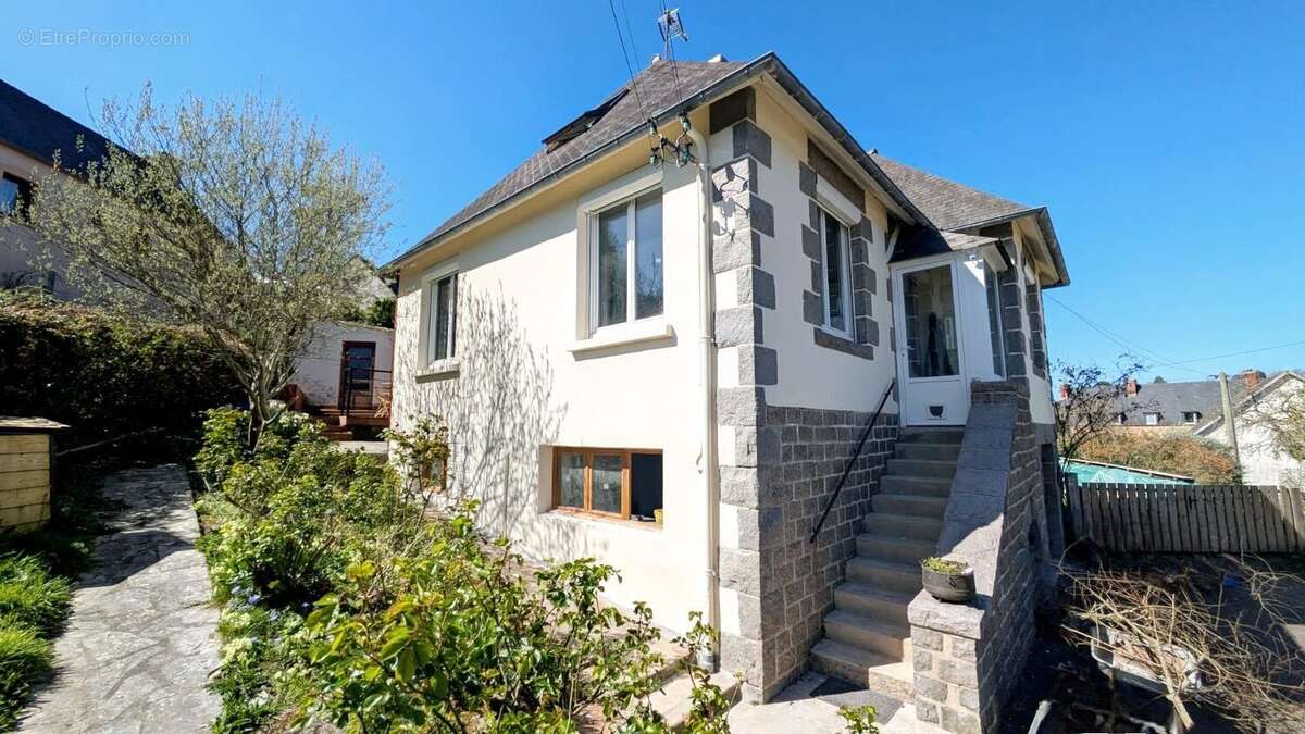 Maison à SAINT-MICHEL-EN-GREVE