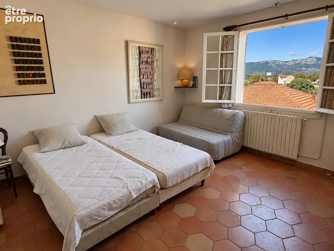Maison 6 pièces 120 m² à vendre à La Seyne-Sur-Mer (83500) - photo 6