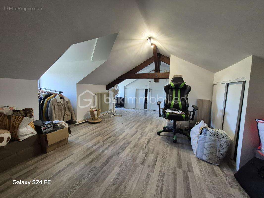 Maison à AZAY-LE-RIDEAU