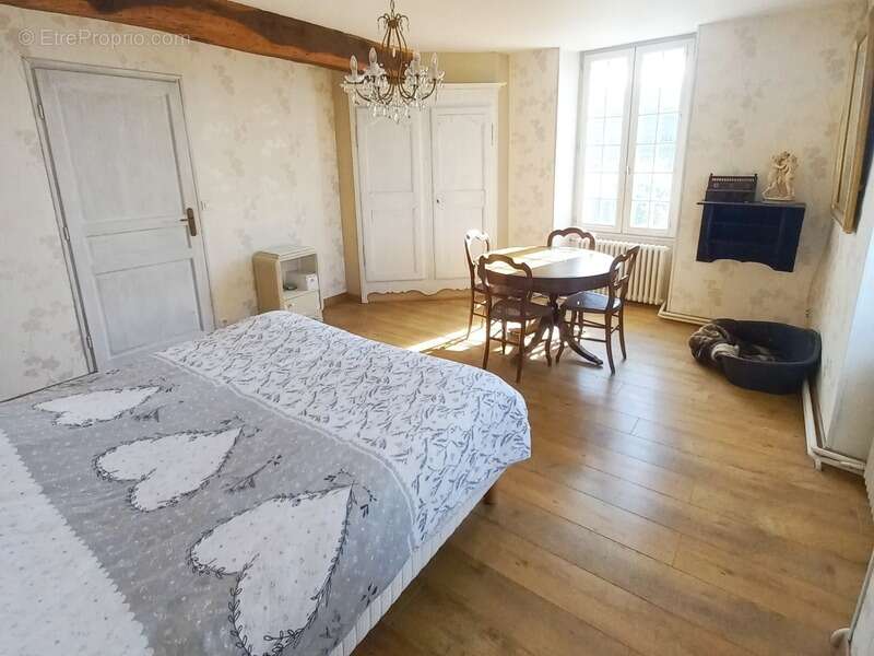 Maison de charme à vendre 6 pièces à SAINT VINNEMER (89) et son terrain de 700m² - photo 9