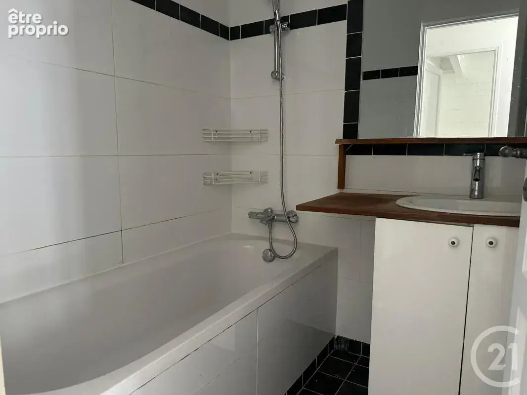 Appartement 54 m² à Fontenay-Sous-Bois  - photo 7