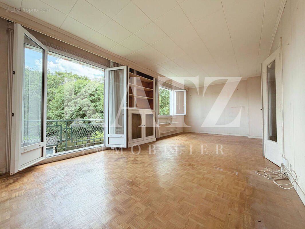 Appartement à GARCHES