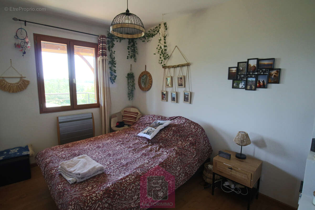 Maison à PUY-L'EVEQUE