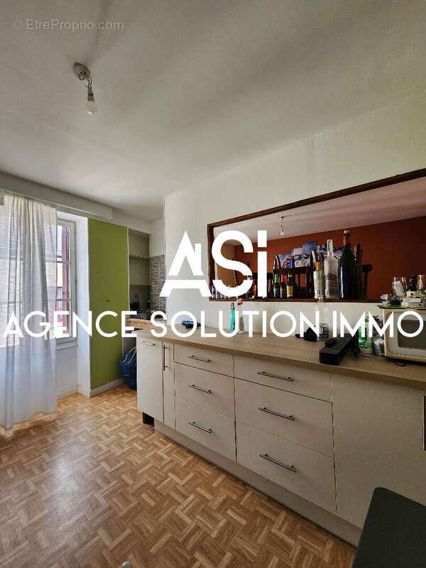 Maison à SAINT-LEONARD-DES-BOIS