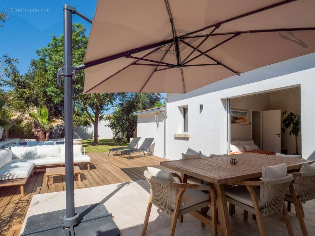 Maison à LA ROCHELLE