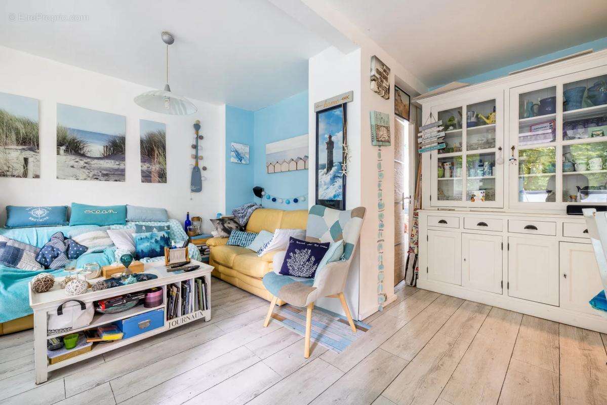 Appartement à SAVIGNY-SUR-ORGE