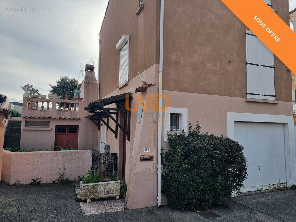 Maison à PUGET-SUR-ARGENS