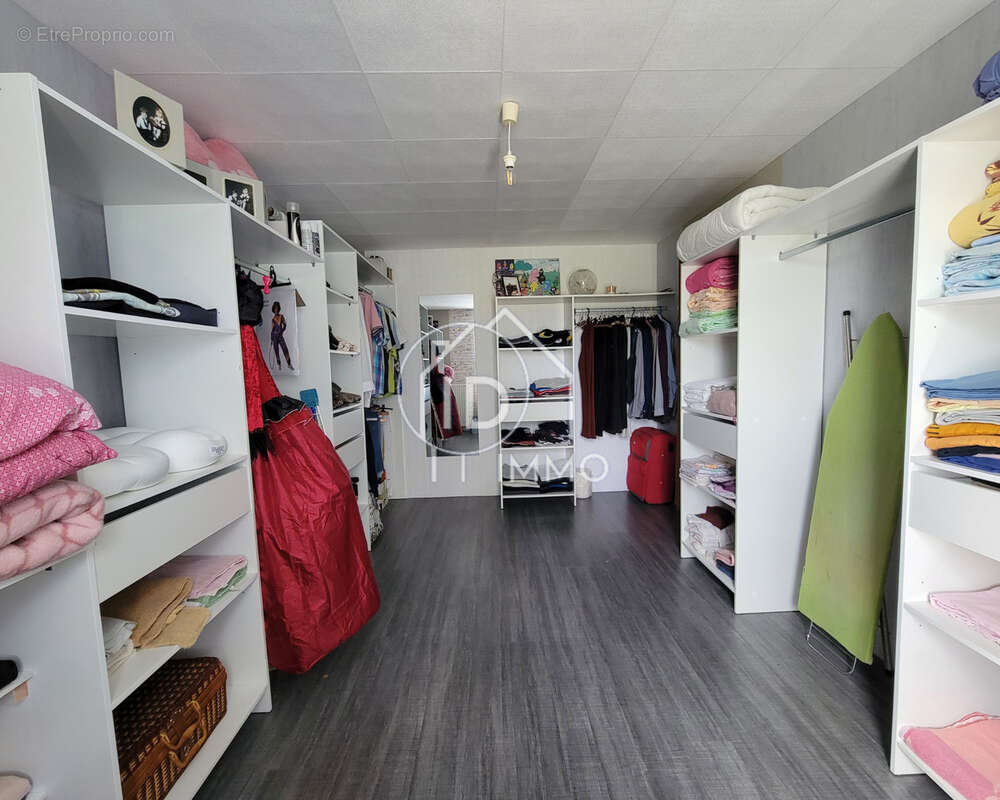 Maison à SAINT-PRIVAT-DES-PRES