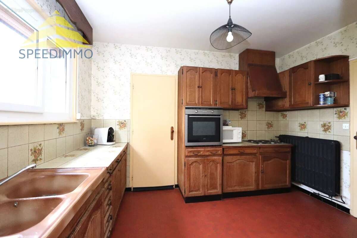 Maison à COMBS-LA-VILLE