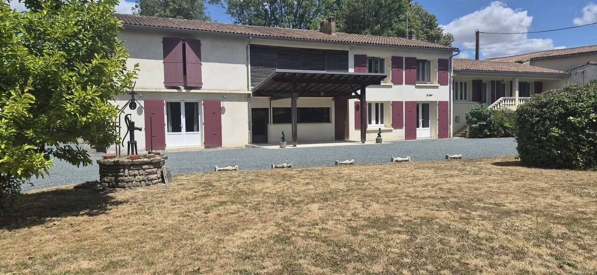 Maison à NERE