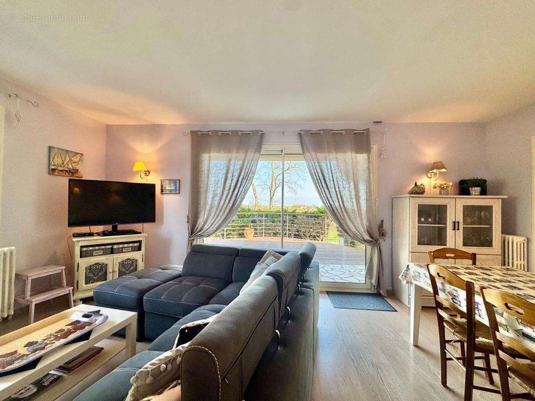 A VENDRE - Villa avec vue sur l'océan ! - photo 8