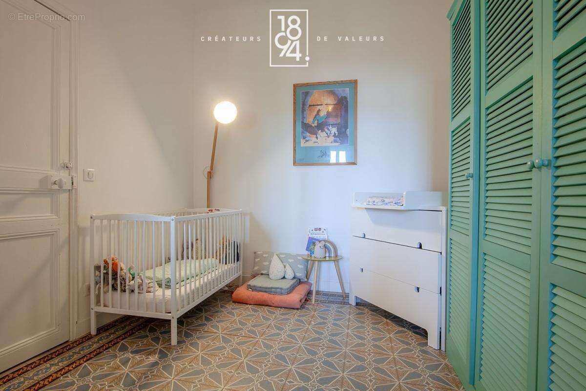Maison T4 à vendre Saint-Victoret Pas des Lanciers (13730)  130 m²  Dépendance I Piscine I Jardin - photo 11