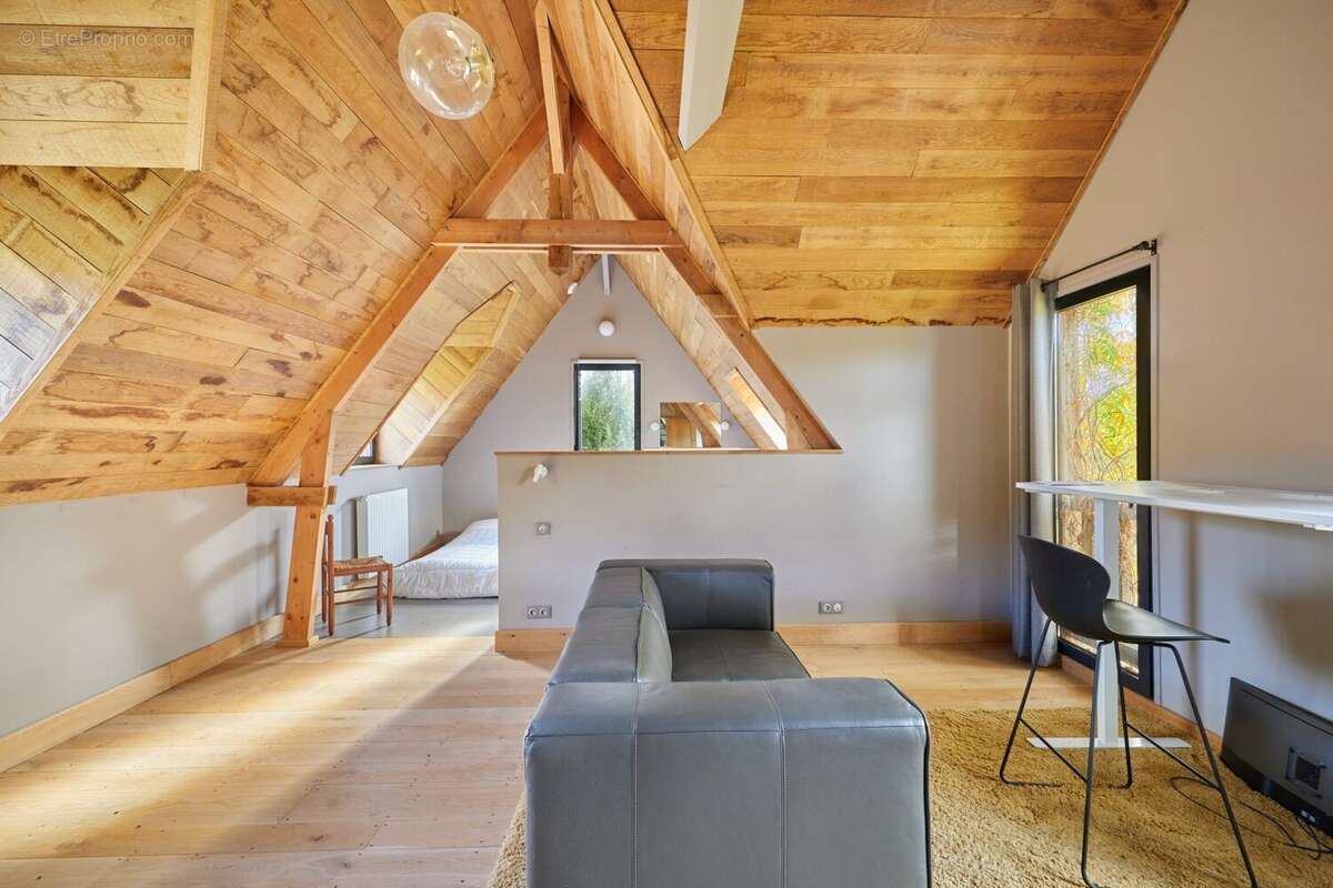 Maison à OUILLY-DU-HOULEY