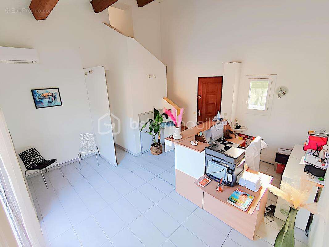 Commerce à LA SEYNE-SUR-MER