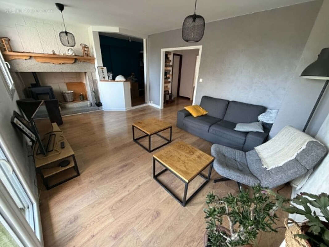 Maison 143 m² à Pont-Du-Chateau  - photo 3