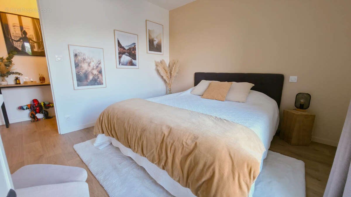 Appartement à LE RHEU