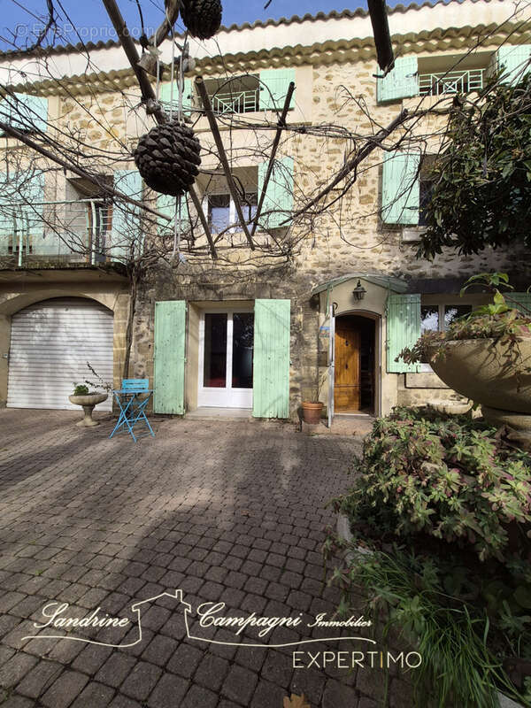 Maison à BEDARRIDES