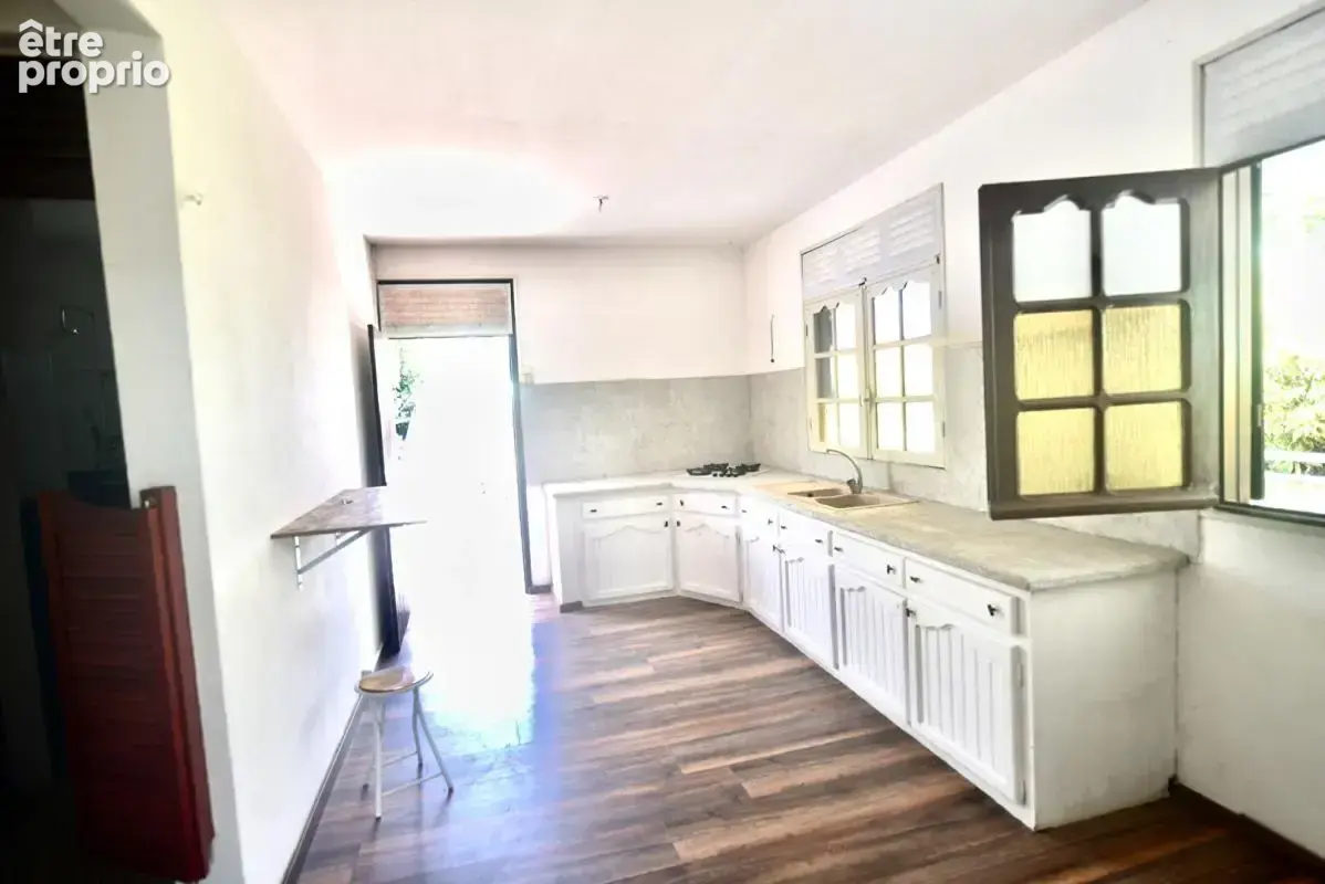 Maison Morne A L'eau 7 pièce(s) 236 m2 - Plain pied - photo 3