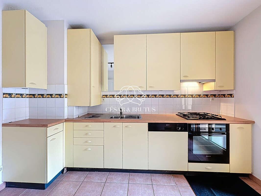 Appartement à LYON-1E