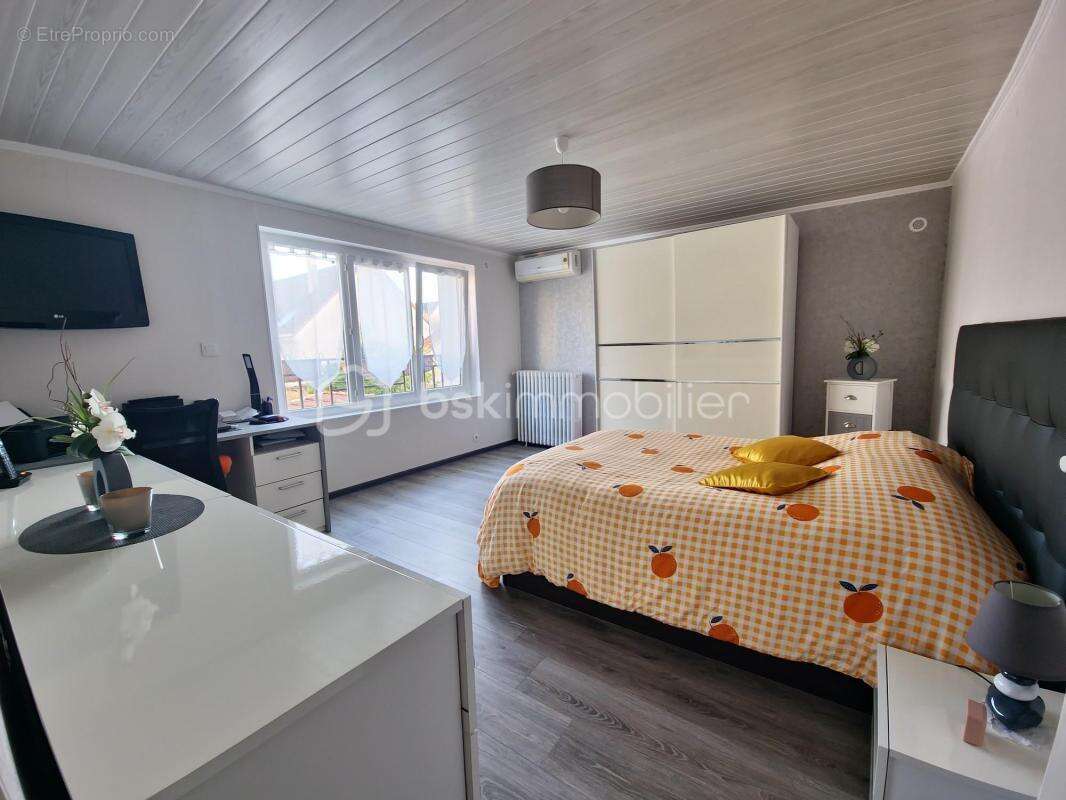 Maison à AULNAY-SOUS-BOIS