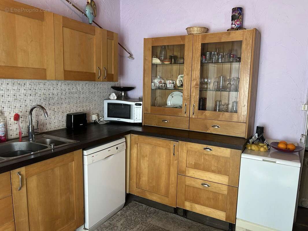 Charmante maison individuelle de 3 chambres avec grange attenante - photo 3