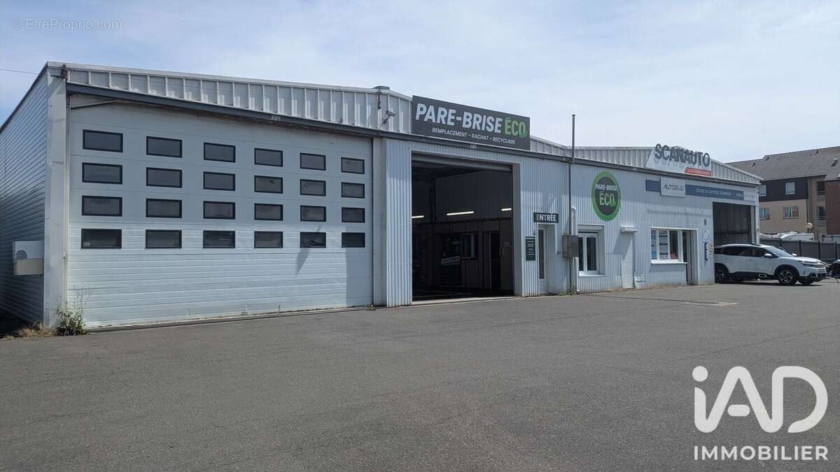 Commerce 4579 m² à Bully-Les-Mines  - photo 2