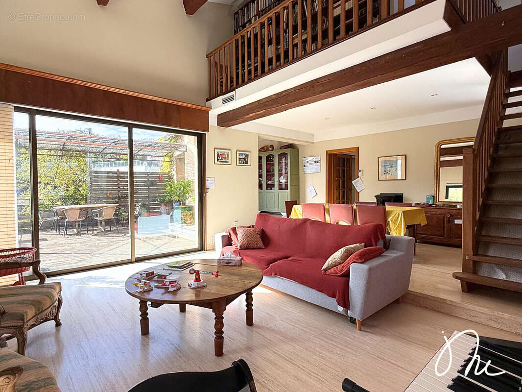 Maison à SAINT-JEAN-DE-LA-BLAQUIERE