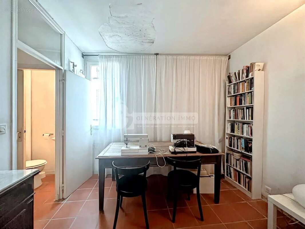 Appartement à FONTVIEILLE