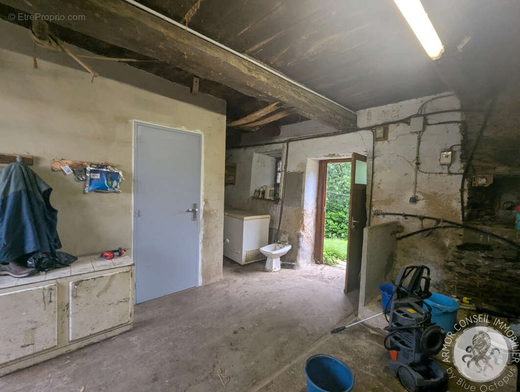 Maison à LANGUENAN