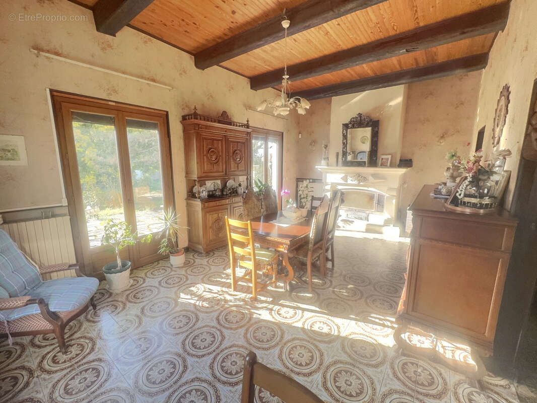 Maison à CAMBOUNET-SUR-LE-SOR