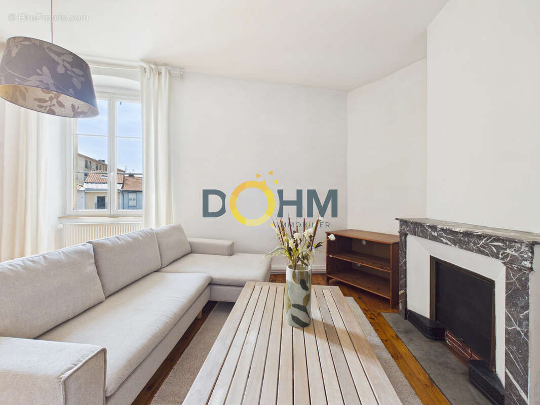 Appartement T3, 78 m3 centre-ville du Puy-en-Velay - photo 2
