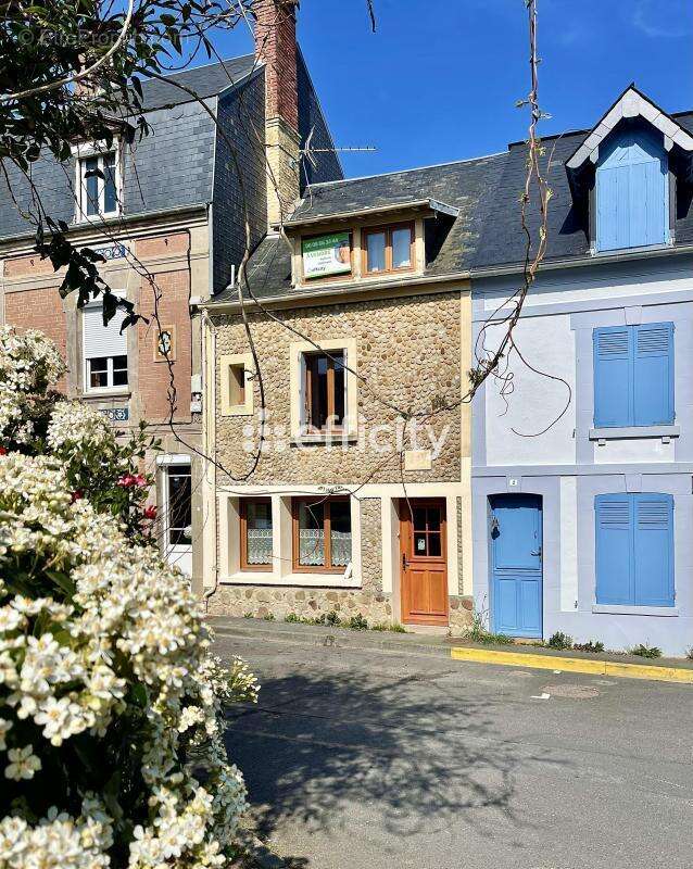 Maison à VILLERVILLE