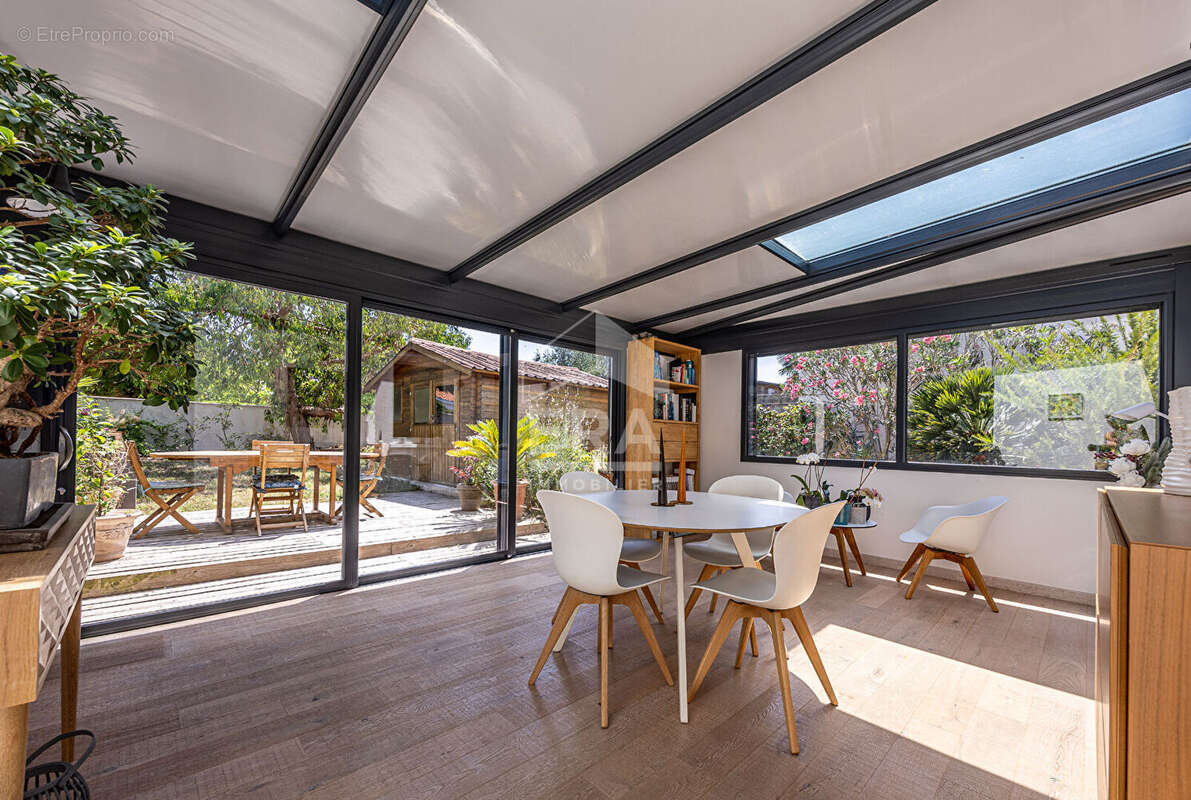 Maison à SAINT-XANDRE